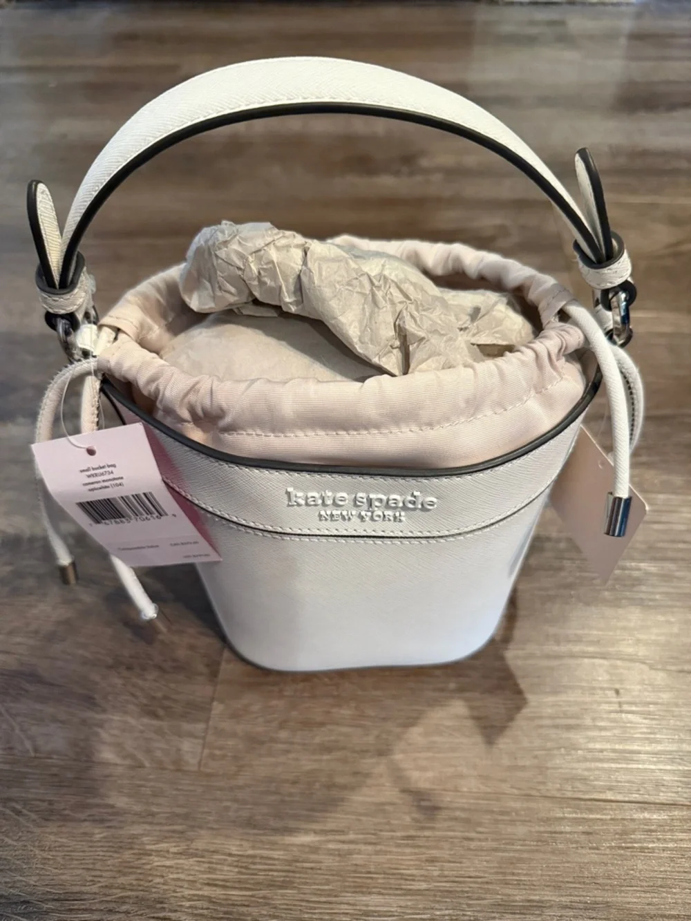 NWT Kate Spade Cameron Small Bucket Bag White 6734